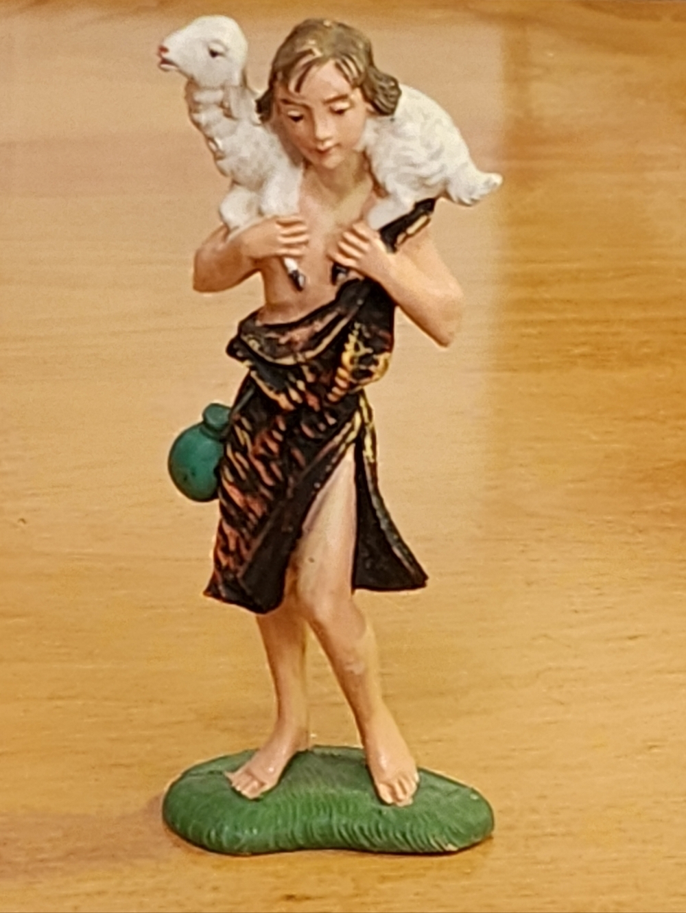 Fontanini Shepherd with Sheep On His Shoulders No 123 3.75 in Resin Depose Italy